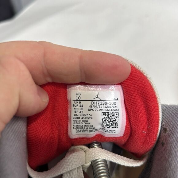 Nike Shoes Air Jordan 3 Retro SE “Muslin” 2024 - Picture 9 of 9